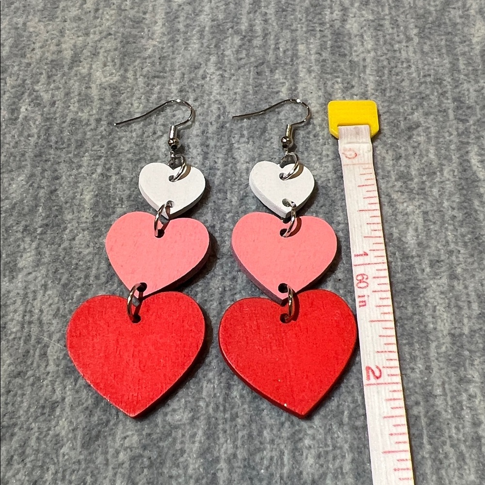 Earrings Valentines Day wooden triple heart dangle lightweight jewelry new - Picture 4 of 5